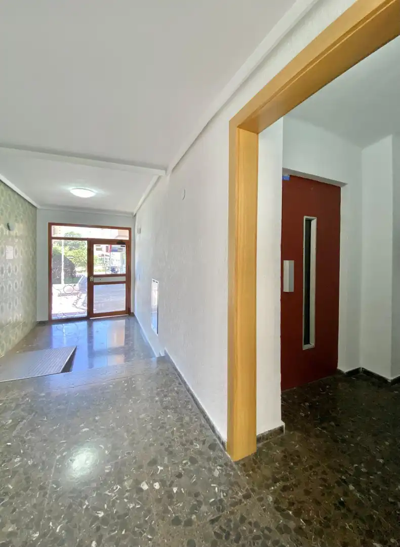 Flat for sale in La Pobla de Farnals  with Air Conditioner, Private garden and Balcony