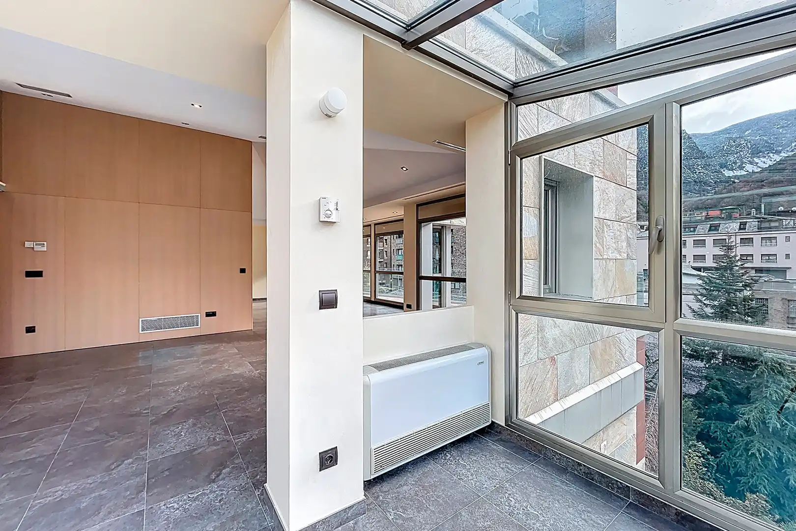 Attic for sale in Escaldes – Engordany  with Air Conditioner, Heating and Terrace