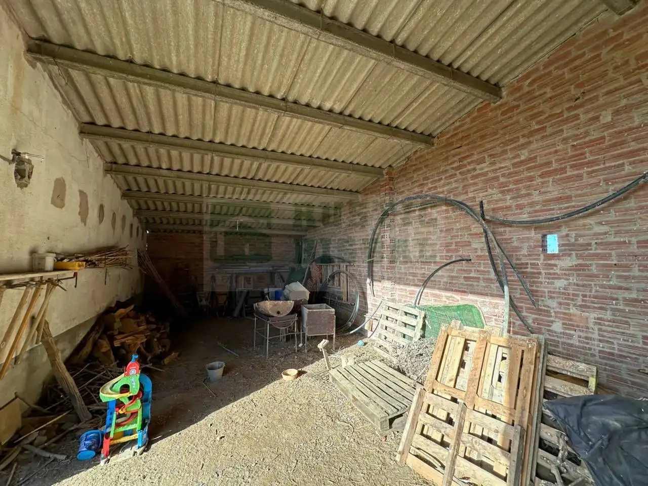 Finca rústica en venda en Sant Jordi Desvalls amb Calefacció, Jardí privat i Terrassa