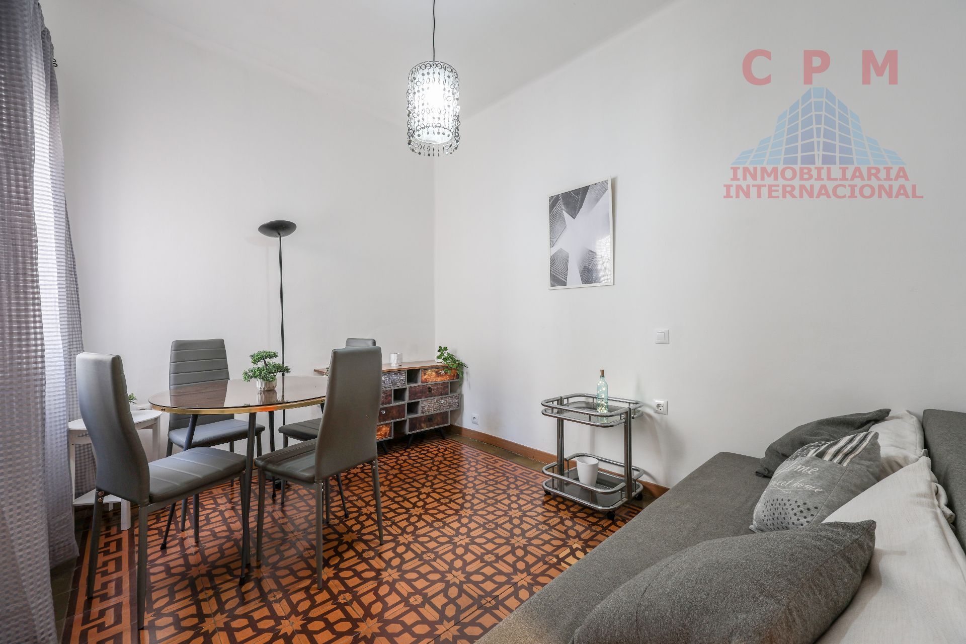 Sala d'estar de Pis de lloguer en  Madrid Capital amb Calefacció, Parquet i Moblat