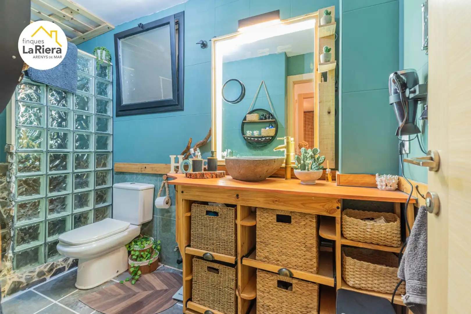 Bathroom of Ground floor for sale in Arenys de Munt