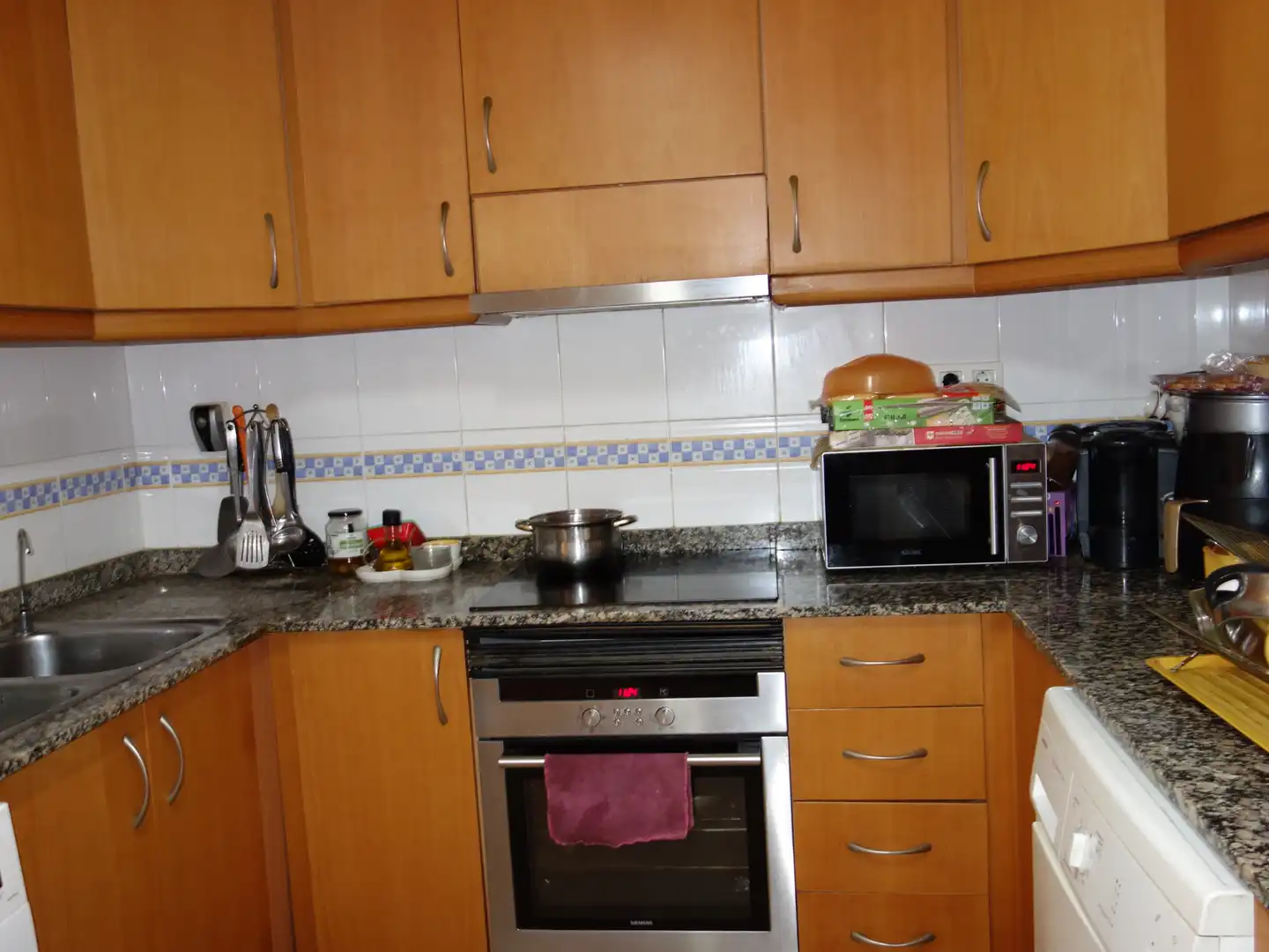 Cuina de Casa adosada en venda en Almazora / Almassora amb Aire condicionat, Calefacció i Jardí privat