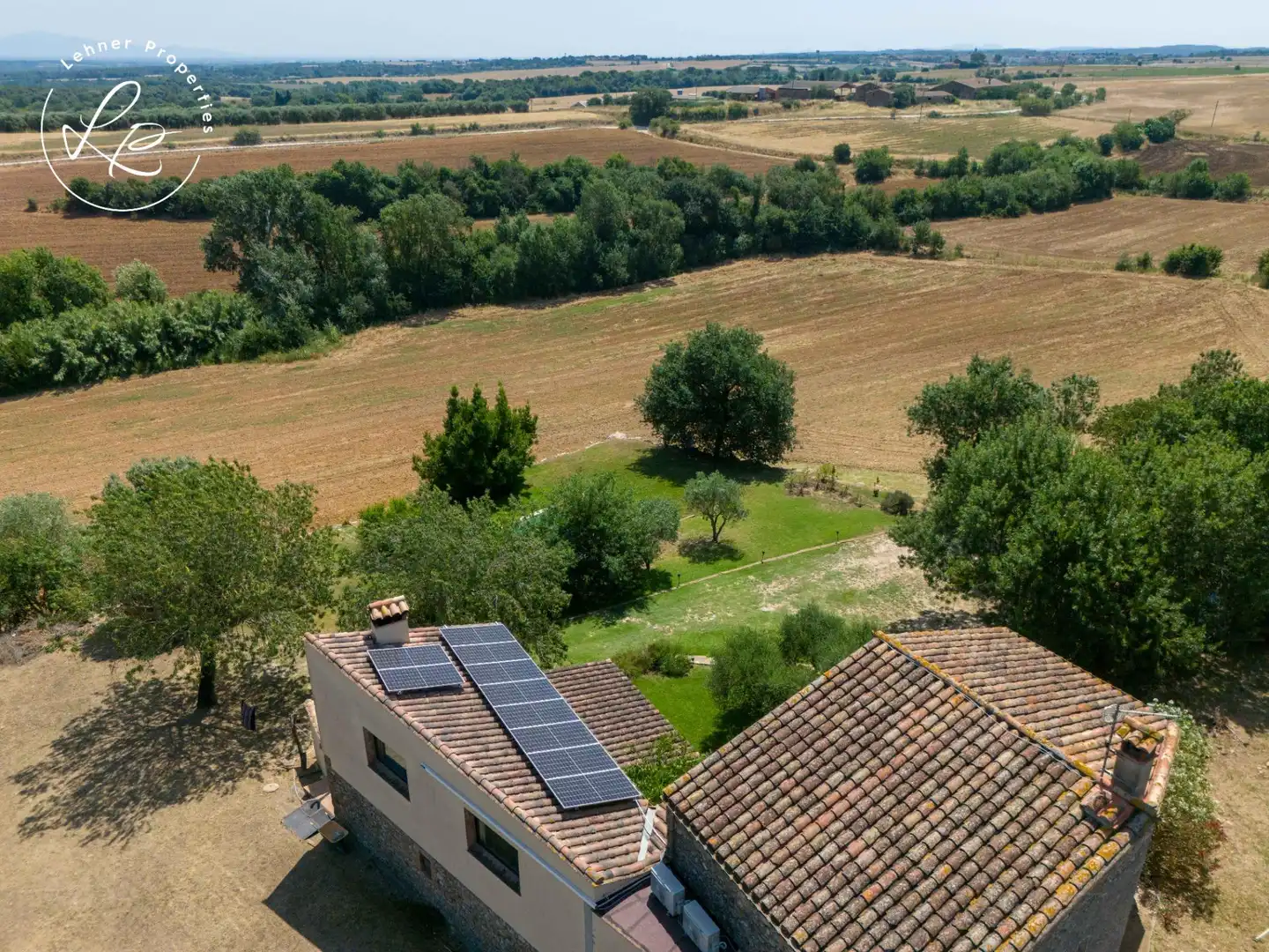 Jardí de Finca rústica en venda en Navata amb Aire condicionat, Calefacció i Jardí privat