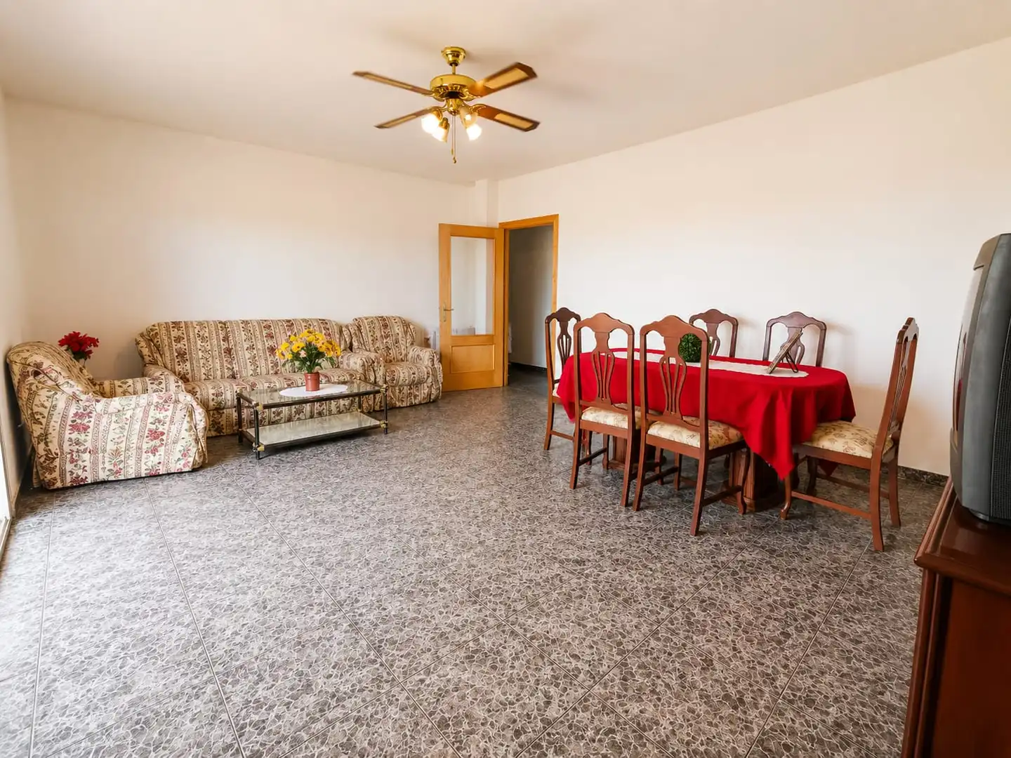 Living room of Houses for sale in Palomeque  with Private garden, Terrace and Storage room