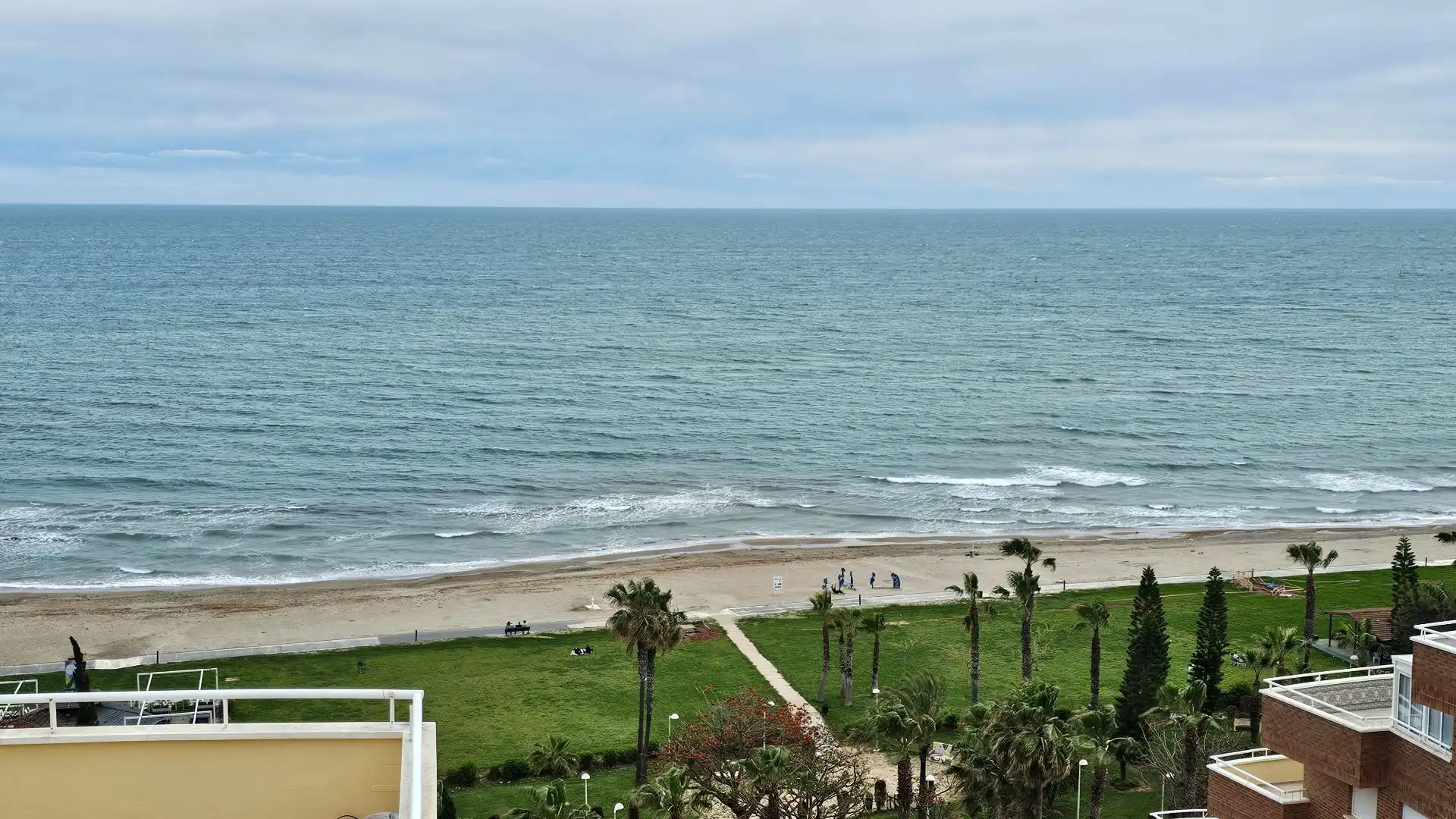 Apartamento con piscina en venta en amplaries, imagen 2