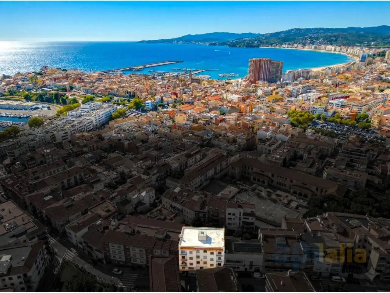 Vista exterior de Piso en venta en Palamós con Aire acondicionado, Parquet y Amueblado