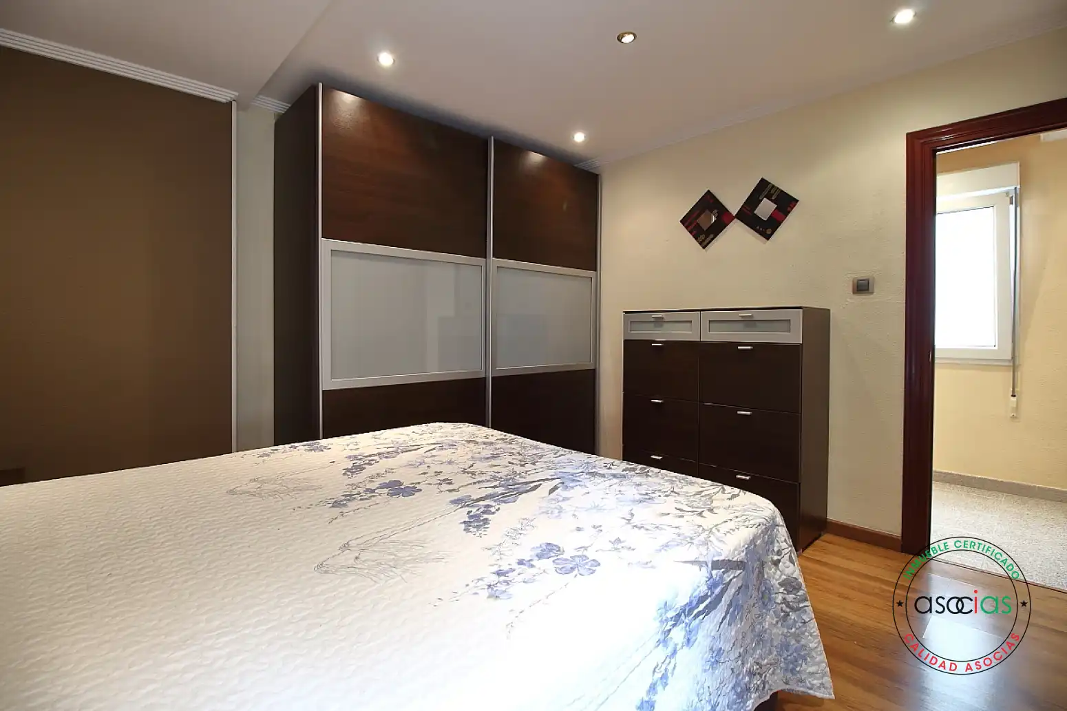 Piso en venta en Gijón - C/ Sol, Perchera