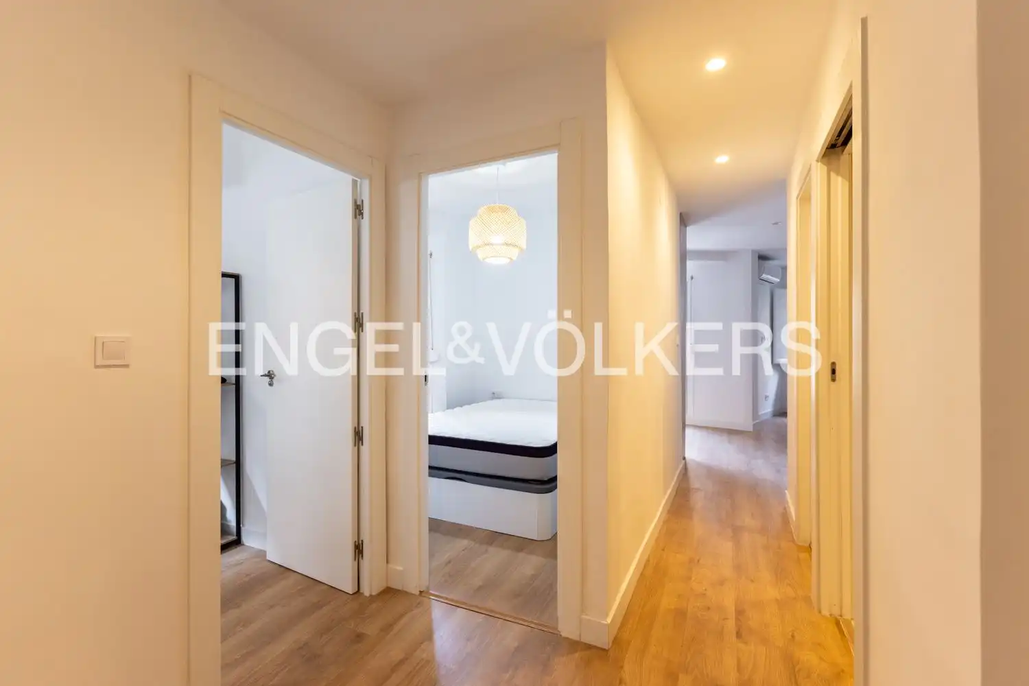 Flat with terrace for sale in Carrer de Salvador Almenar, imagen 28