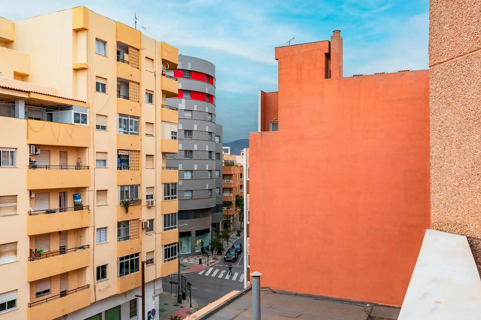 Vista exterior de Àtic en venda en El Ejido amb Aire condicionat, Calefacció i Terrassa