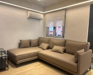 Living room of Flat for sale in Alcalá de Henares  with Air Conditioner, Heating and Furnished