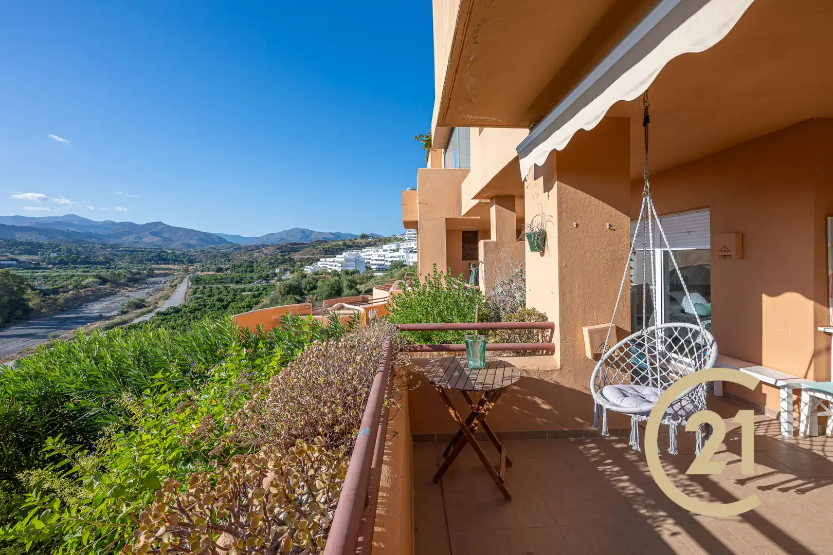 Apartament amb piscina en venda a Calle Islas Bermudas 13, imagen 5