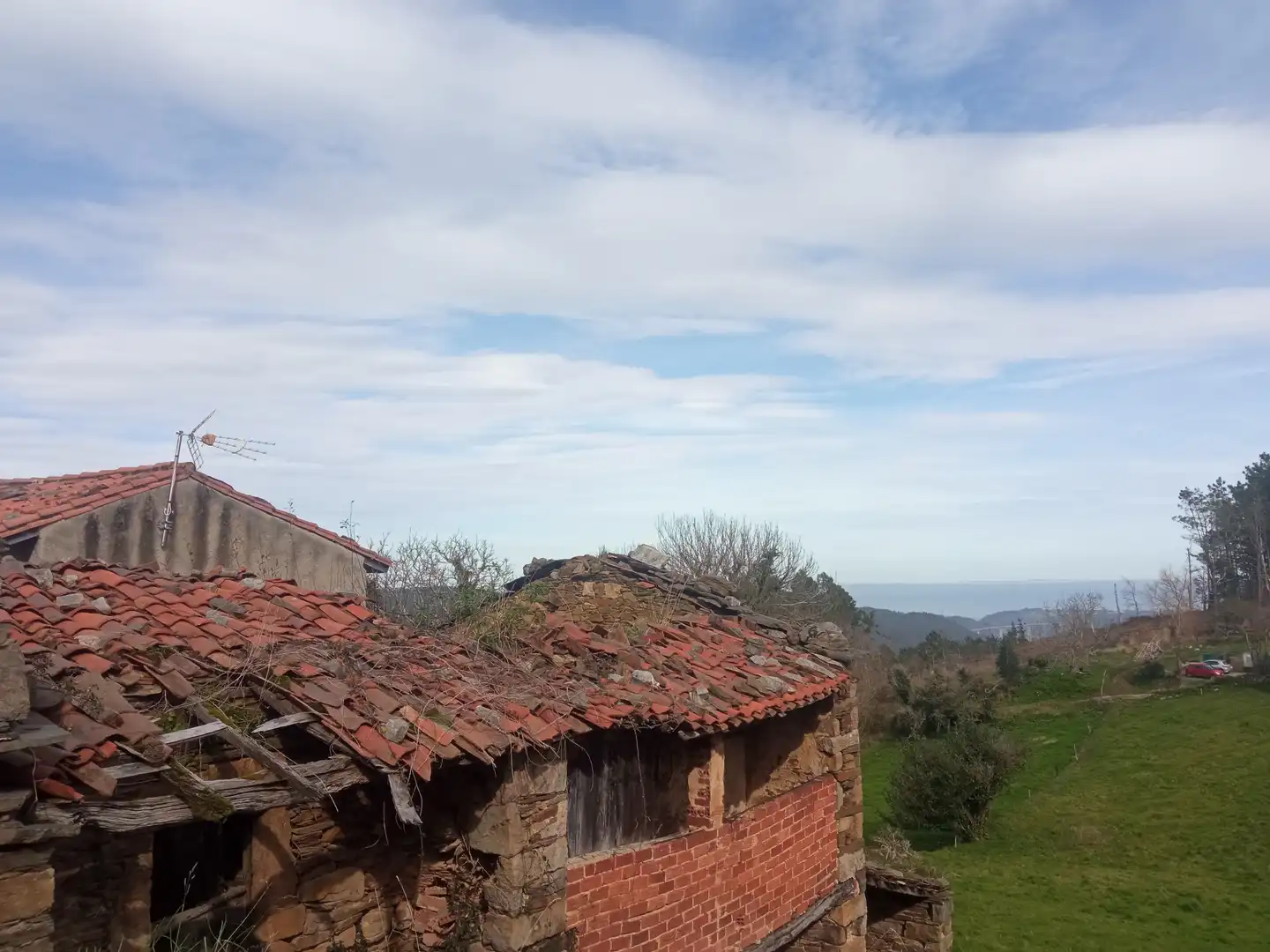 Vista exterior de Finca rústica en venda en Cudillero amb Jardí privat