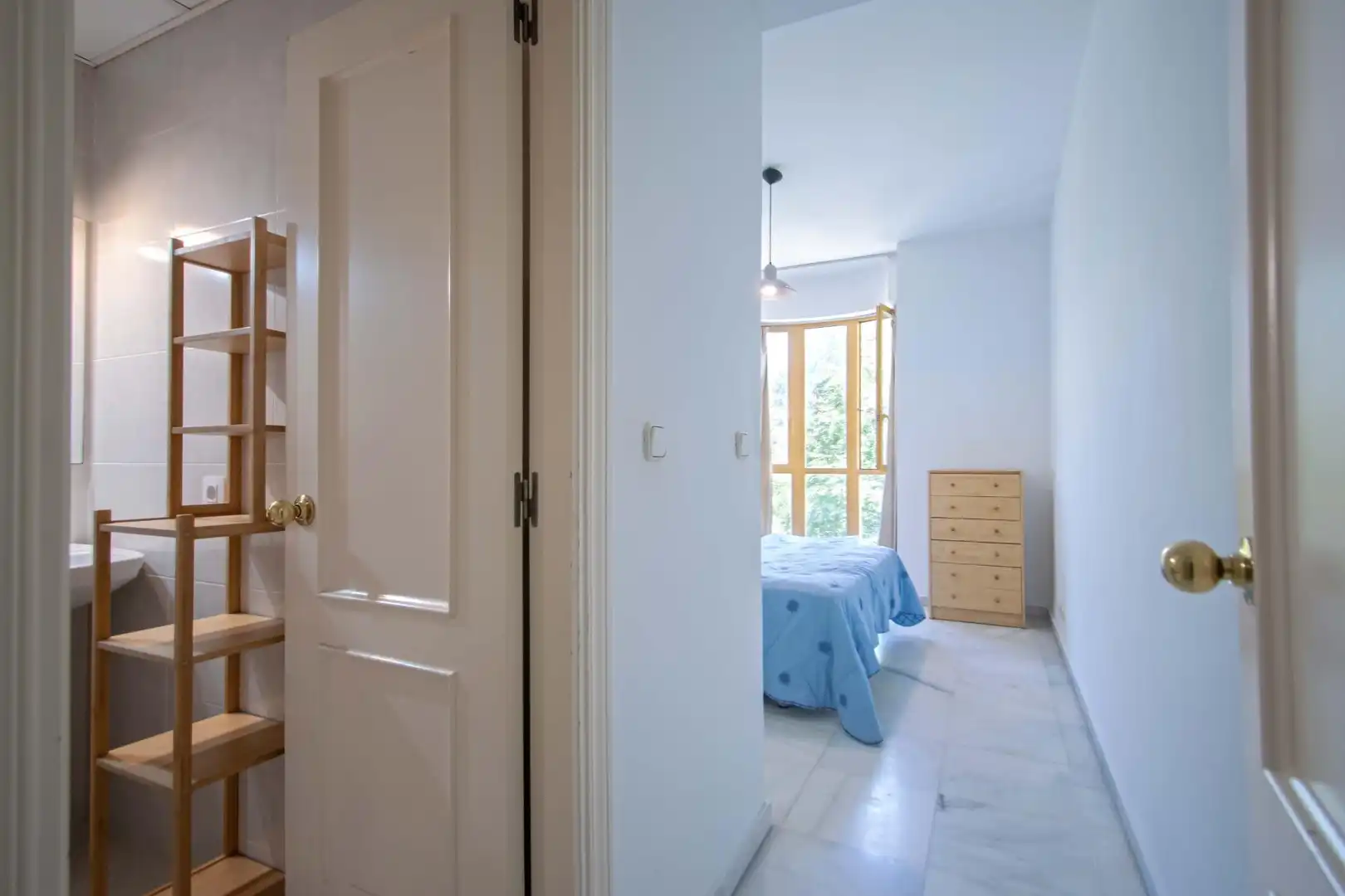 Bedroom of Flat for sale in Sevilla  with Air Conditioner and Heating
