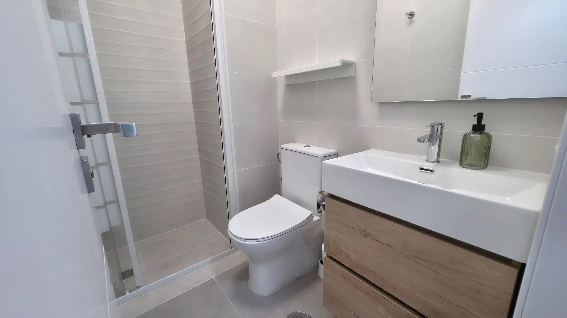 Baño de Apartamento en venta en Arona con Aire acondicionado y Amueblado