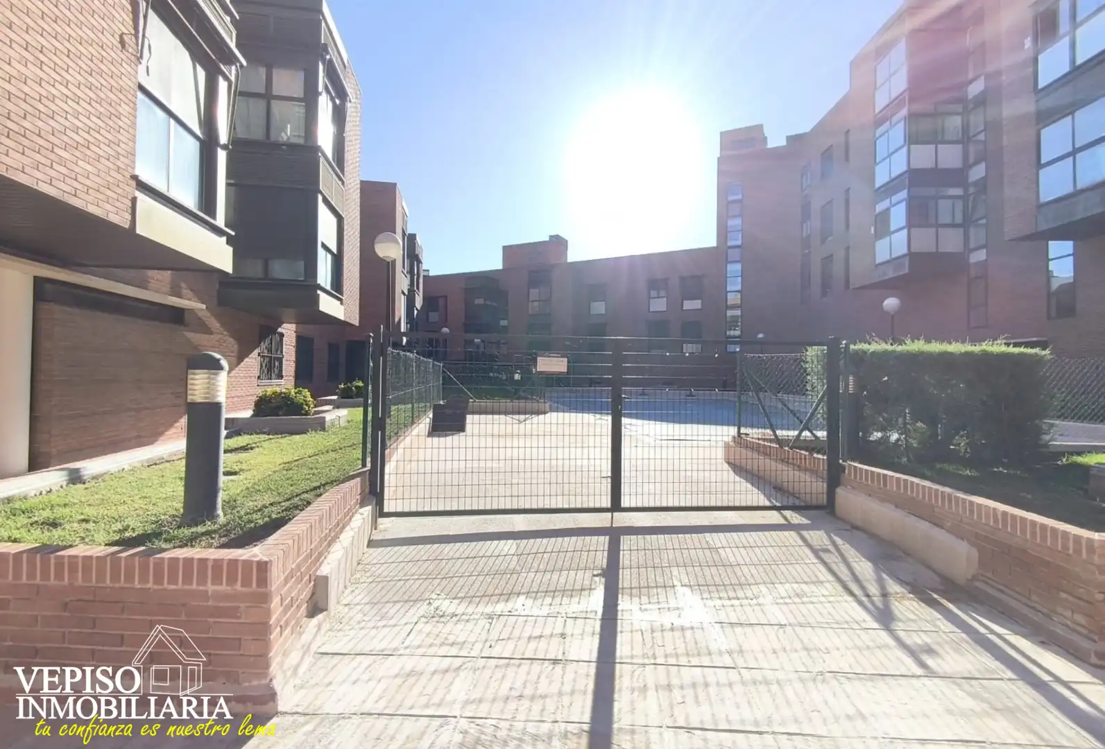 Apartament amb terrassa en venda a Avenida de Pedro Díez