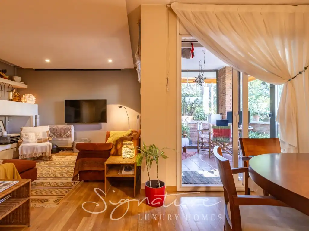 Sala d'estar de Planta baixa de lloguer en Sant Cugat del Vallès amb Aire condicionat, Jardí privat i Terrassa