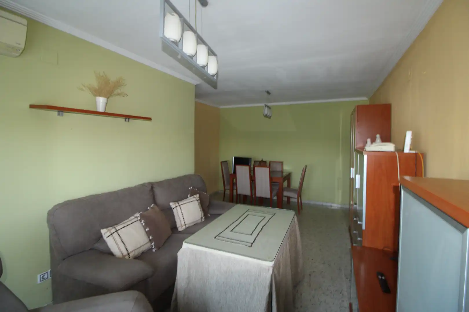 Sala de estar de Piso en venta en Huelva con Aire acondicionado, Calefacción y Horno