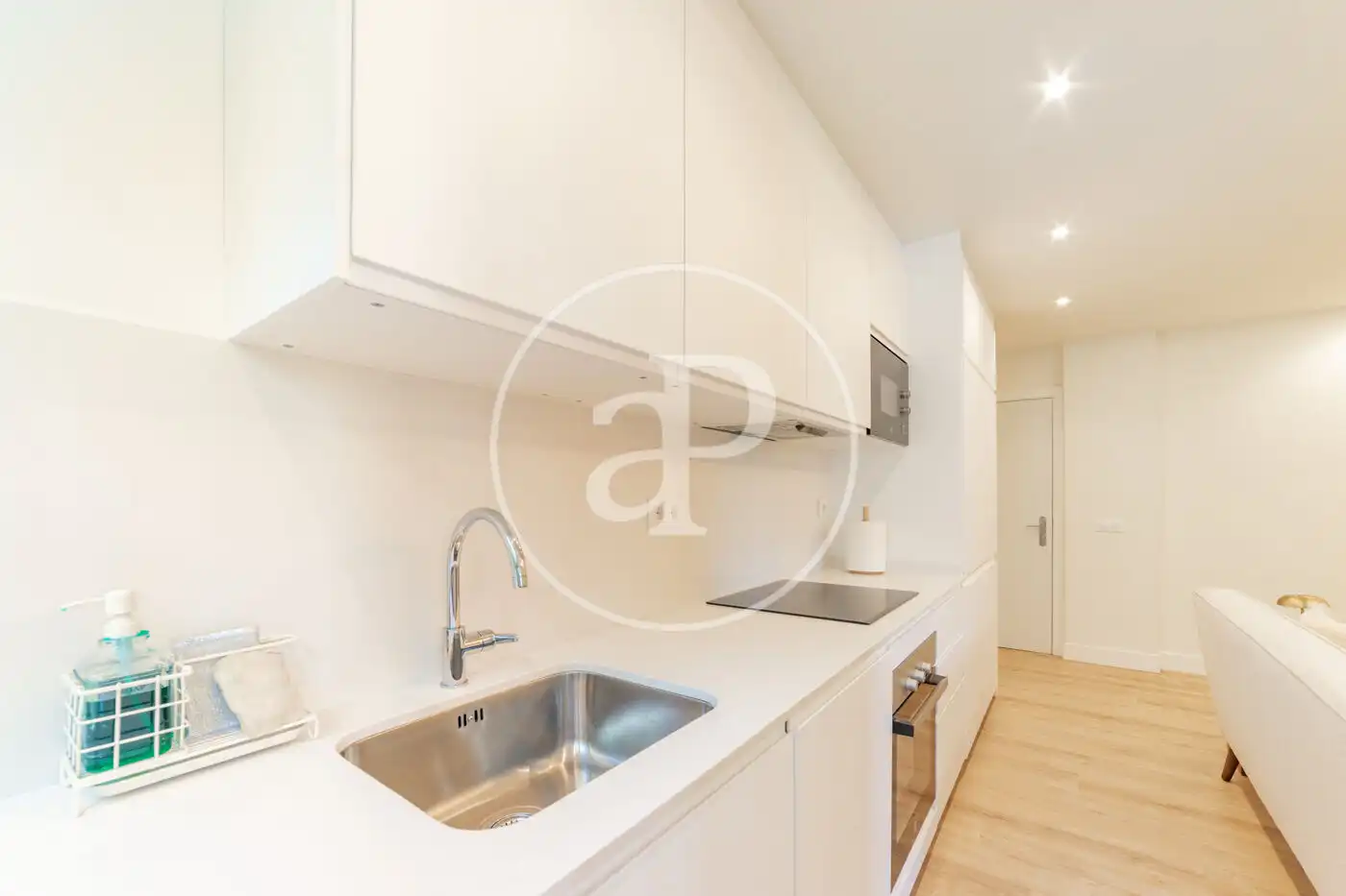 Kitchen of Flat for rent in Madrid  with Air Conditioner, Heating and Furnished