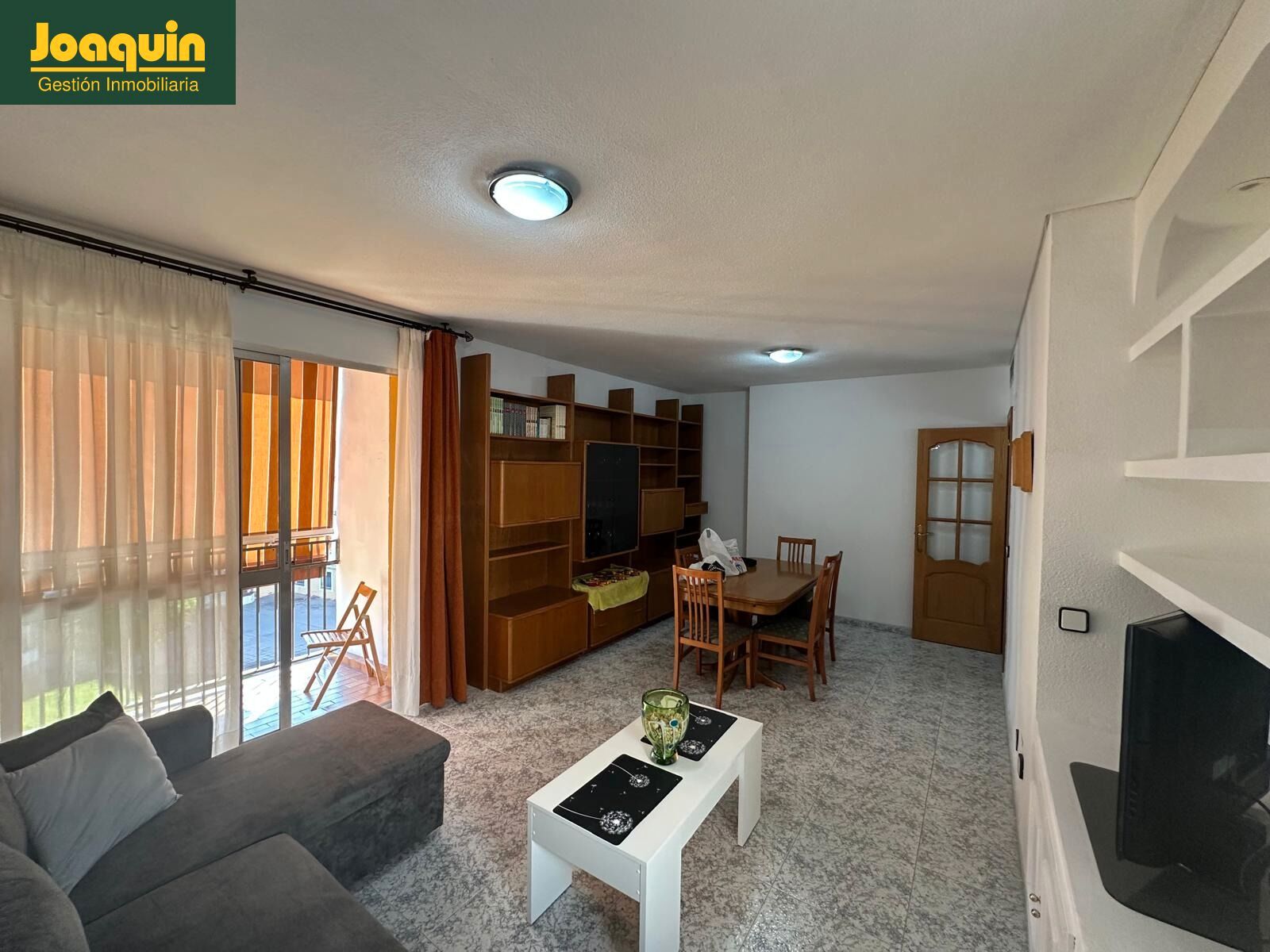 Sala de estar de Piso de alquiler en  Córdoba Capital con Aire acondicionado y Terraza