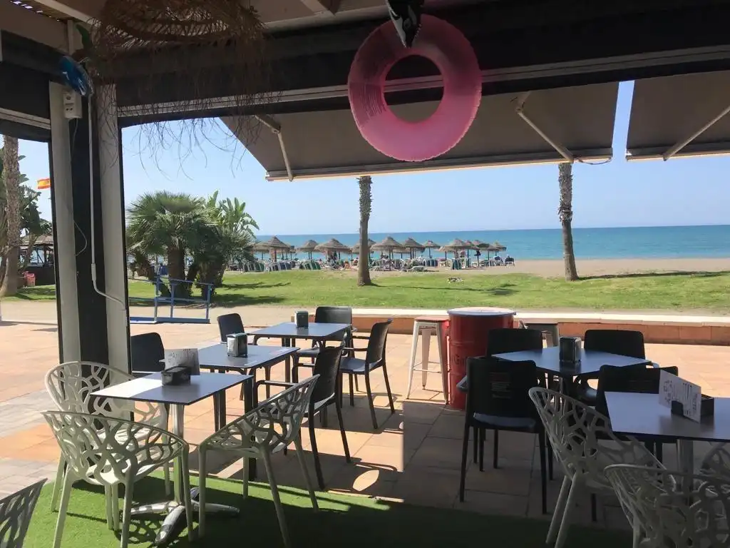 Commercial properties for transfer in Rincón de la Victoria  with Air Conditioner, Terrace and Furnished