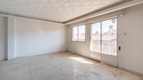 Living room of Flat for sale in Guadix  with Terrace and Balcony