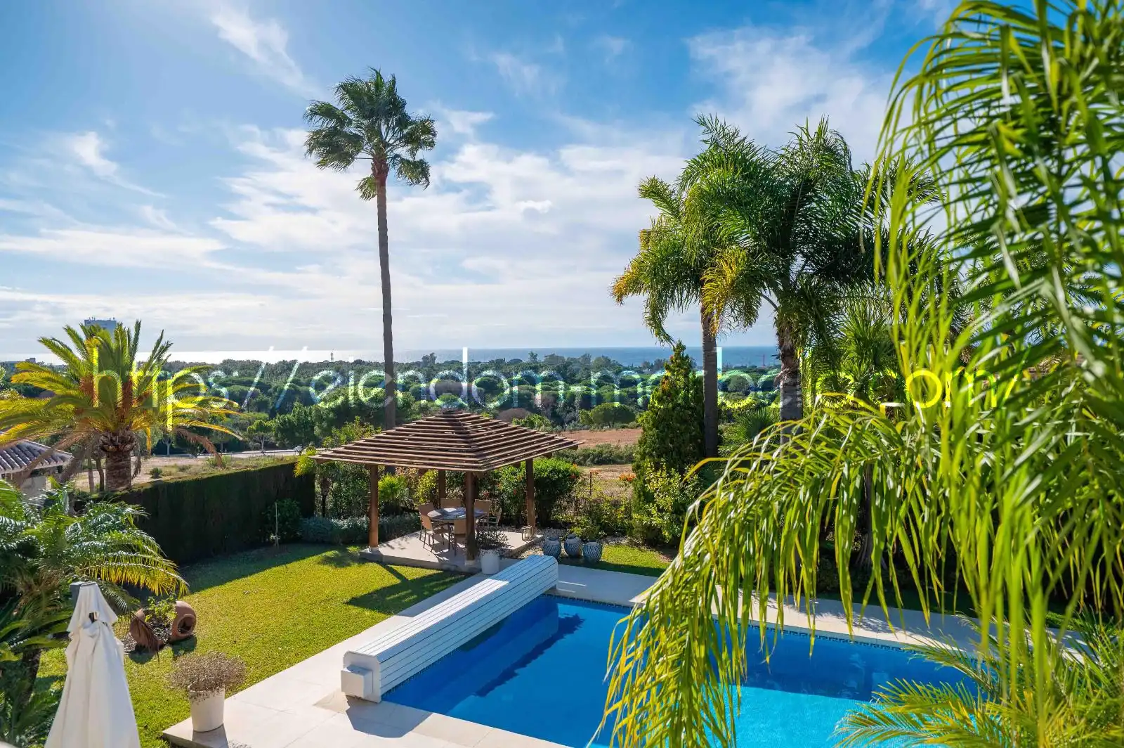 Chalet con piscina en venta en Elviria - Cabopino, imagen 30