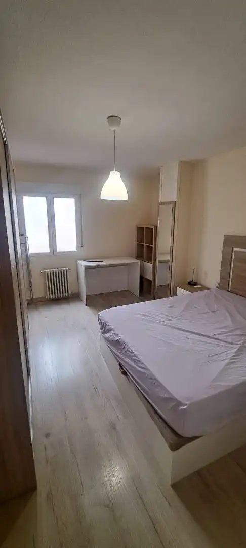 Schlafzimmer von Wohnung zur Miete in  Jaén Capital mit Klimaanlage, Möbliert und Ofen