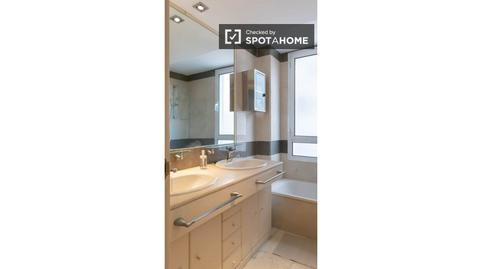 Photo 5 of Flat to share in Costillares,  Madrid Capital