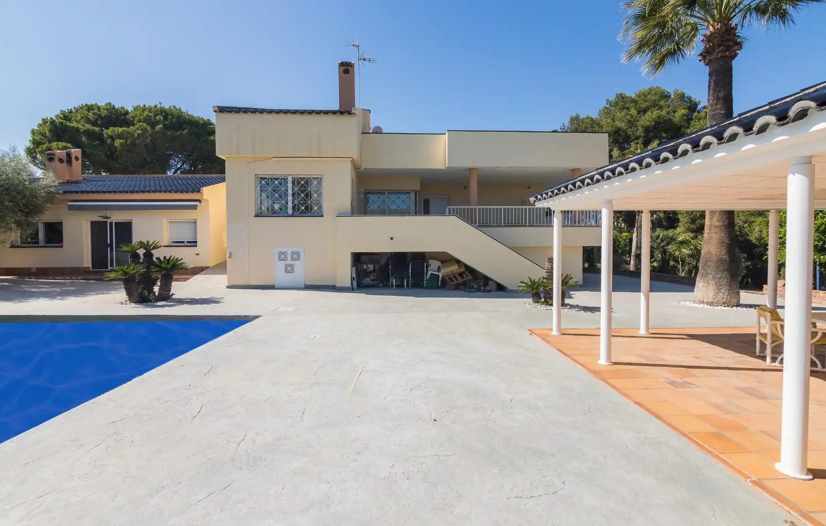 Vista exterior de Casa o chalet en venta en Elche / Elx con Aire acondicionado, Jardín privado y Terraza