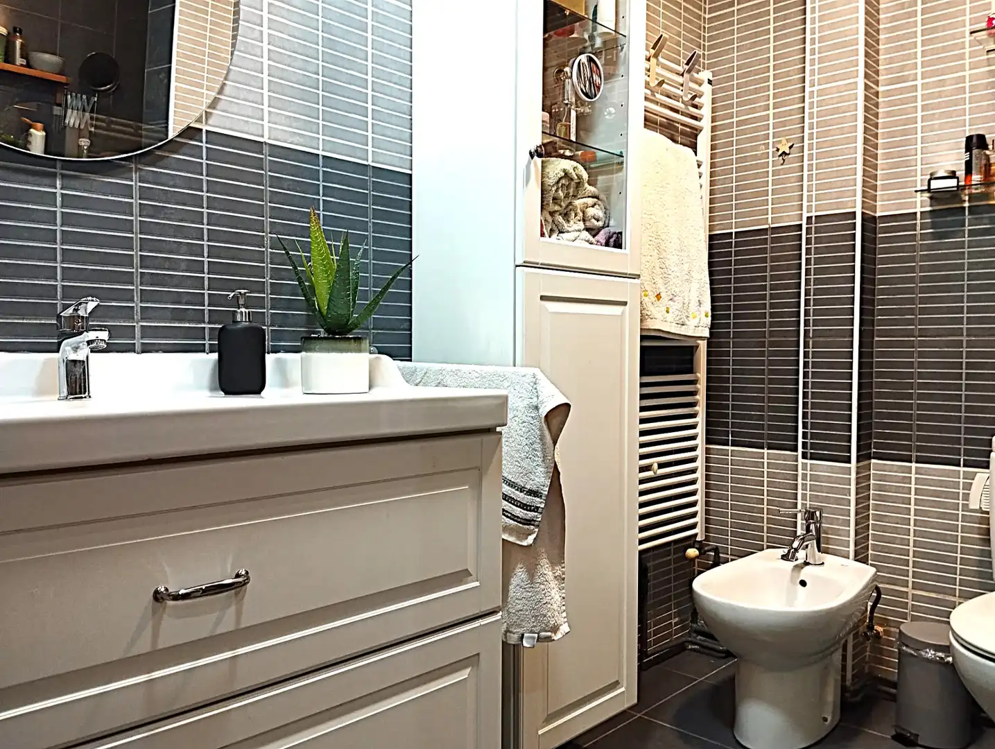 Bathroom of Flat for sale in Torrejón de Ardoz  with Air Conditioner, Heating and Parquet flooring