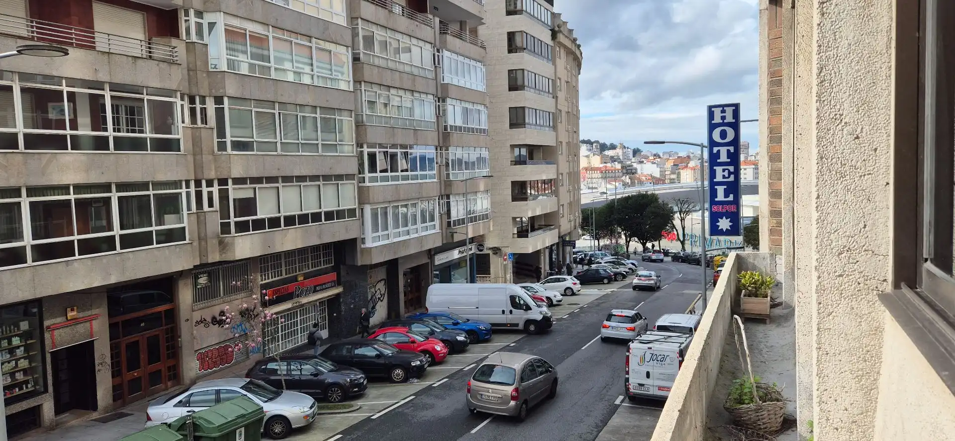 Außenansicht von Wohnung zum Verkauf in Vigo  mit Heizung und Abstellraum