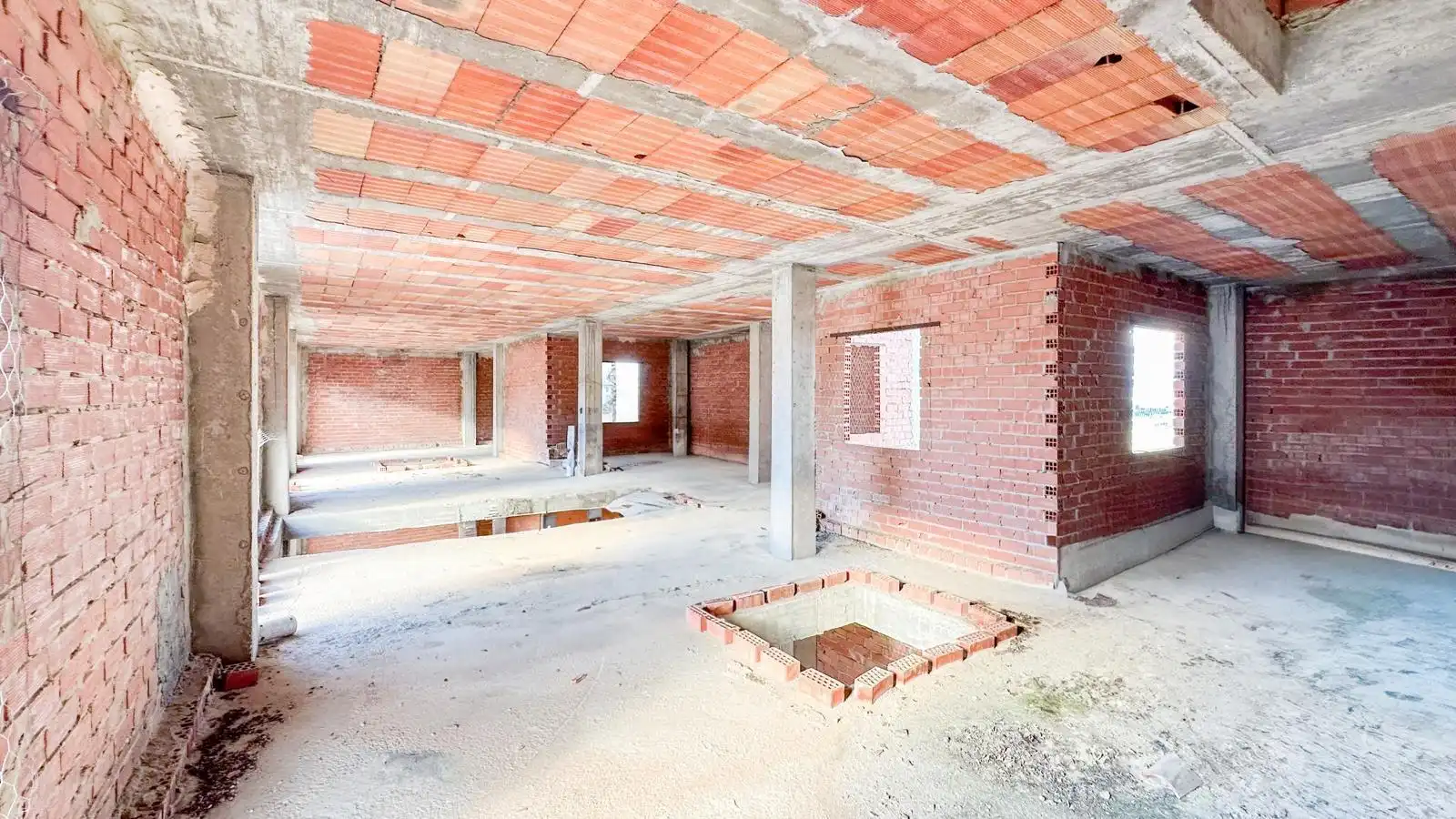 Inmuebles singulares con ascensor en venta en Avenida Blas Infante 62, imagen 13