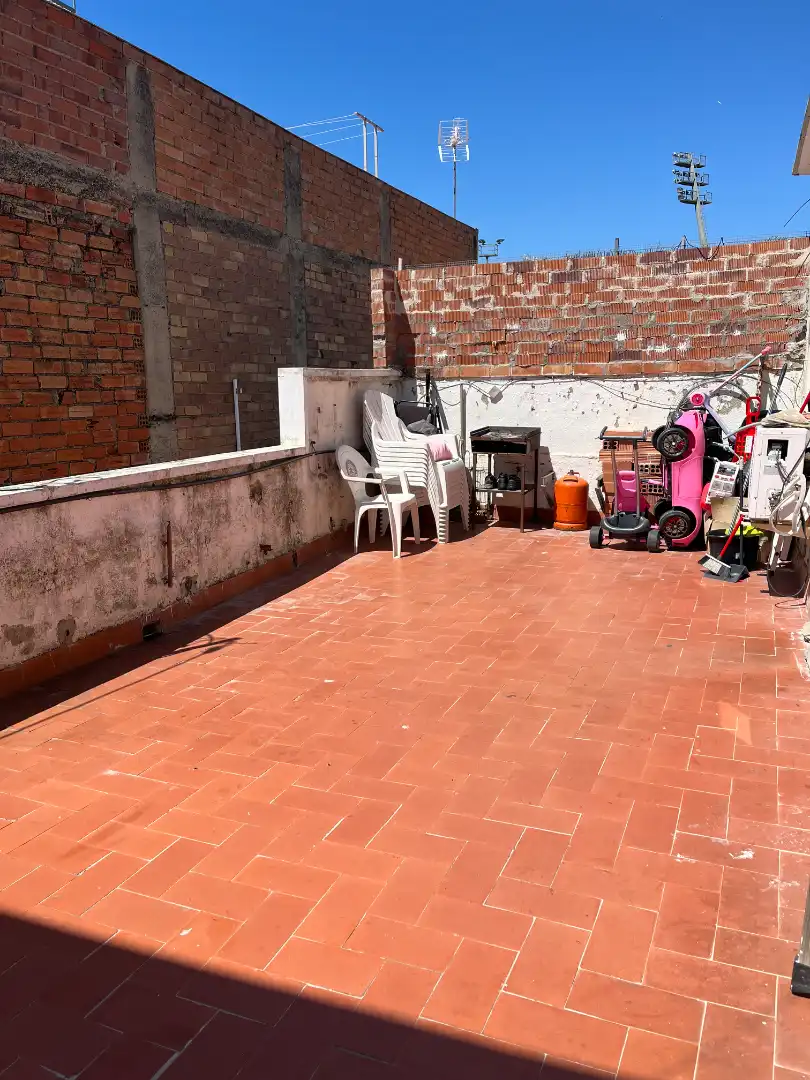 Detached homes for sale in Carrer de l'Almirall Requesens, Ponent