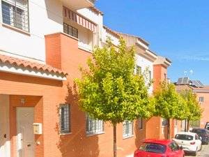 Dúplex en Alquiler en Calle Pintor Camacho, 7 en Castilleja de la Cuesta