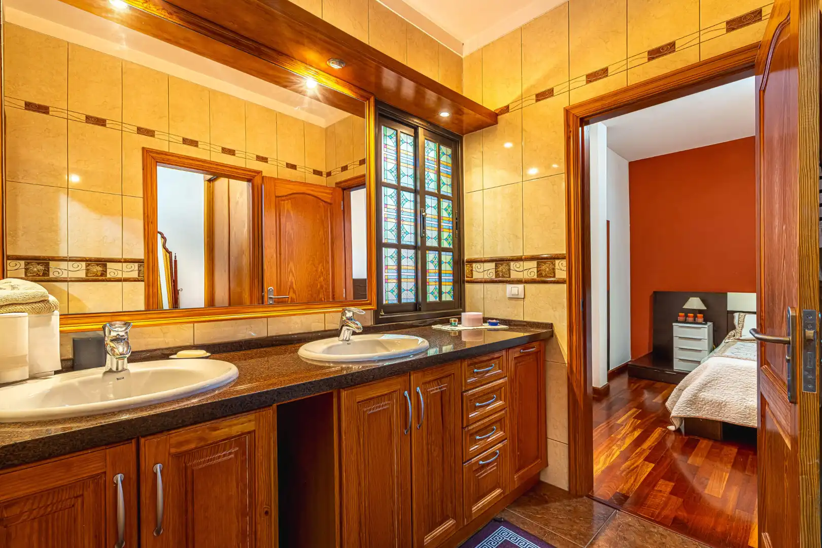 Baño de Casa adosada en venta en San Cristóbal de la Laguna con Jardín privado, Terraza y Trastero