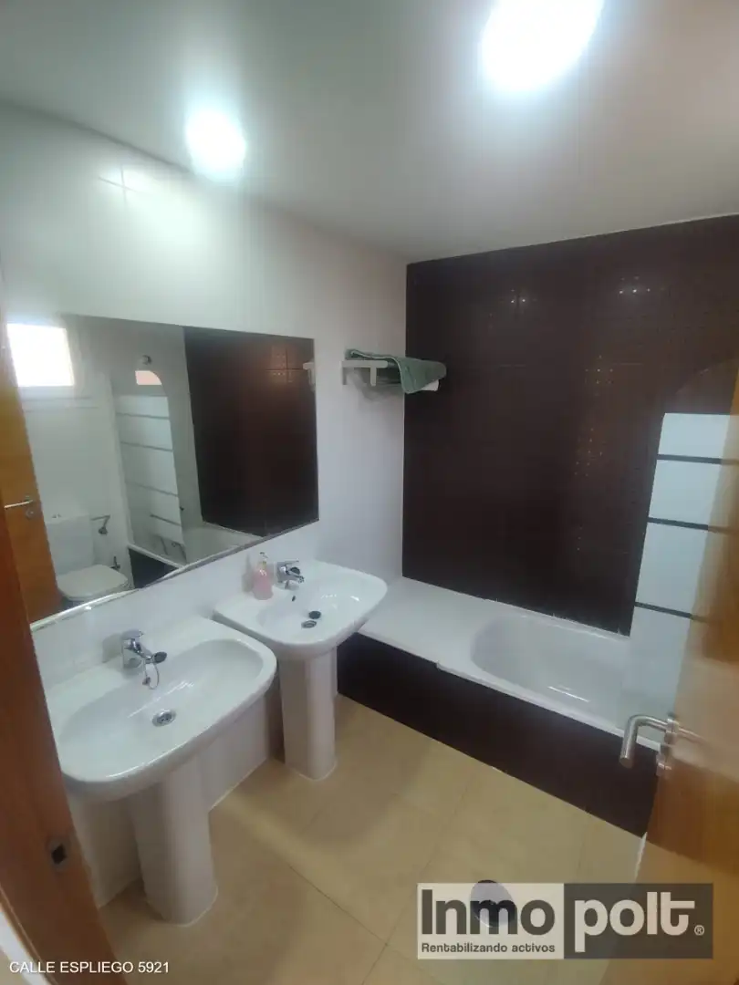 Bany de Pis en venda en Torre-Pacheco amb Aire condicionat, Jardí privat i Terrassa