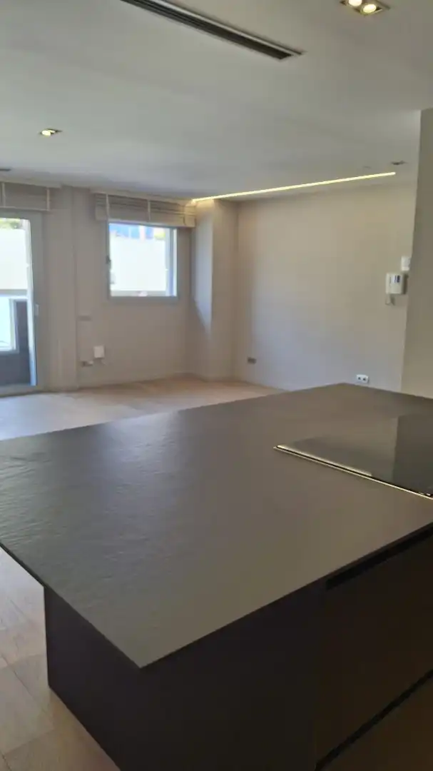 Ático con terraza en venta en Carrer del Camp 50, imagen 6