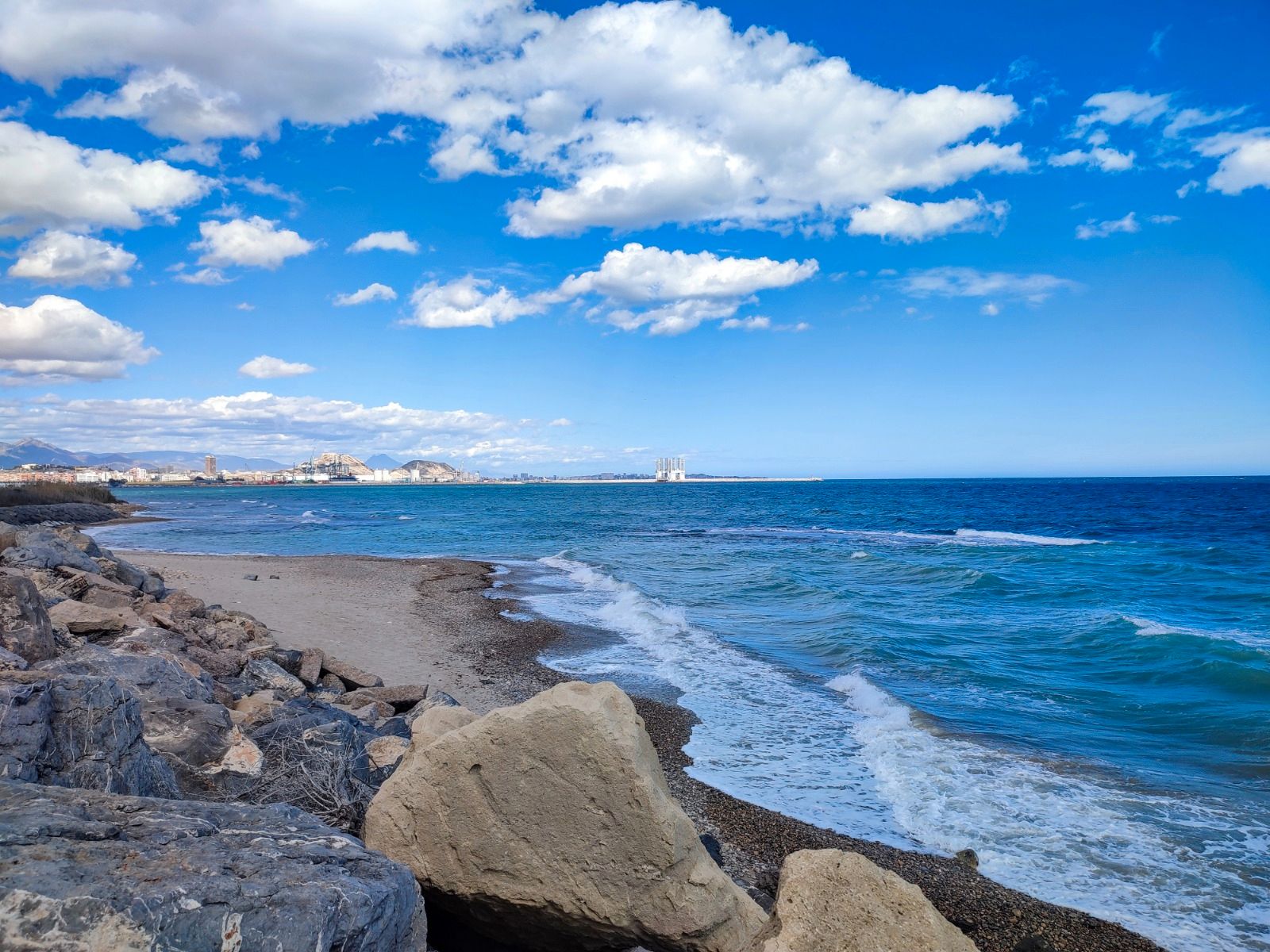 Exterior view of Flat to rent in Alicante / Alacant  with Terrace, Furnished and Oven