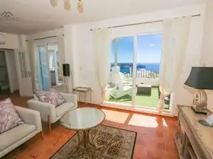 Sala d'estar de Casa o xalet de lloguer en Almuñécar amb Aire condicionat, Jardí privat i Terrassa