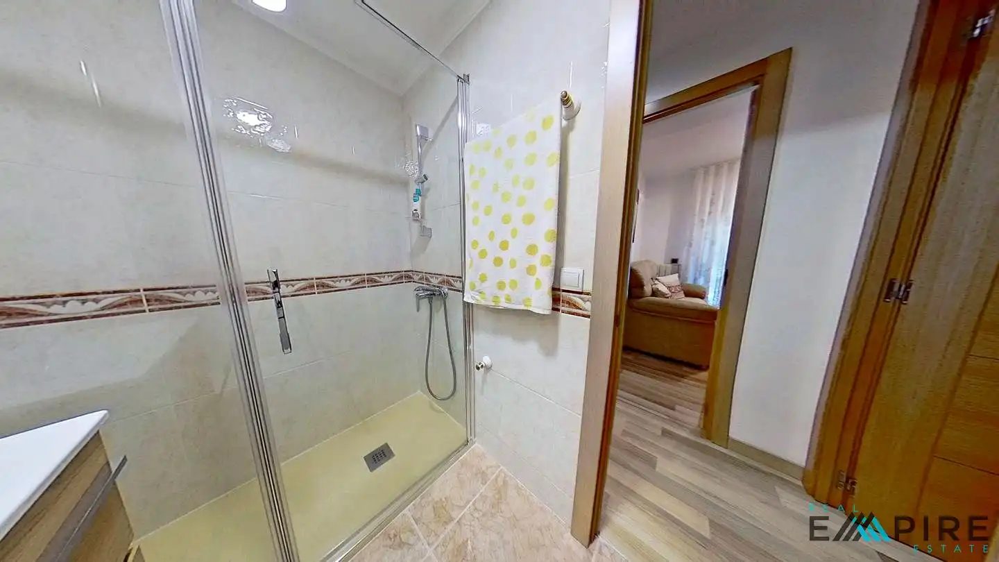 Bathroom of Flat for sale in Getafe  with Heating, Terrace and Storage room