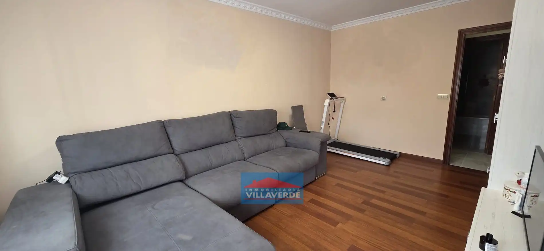Living room of Flat for sale in Cangas   with Heating, Storage room and Furnished