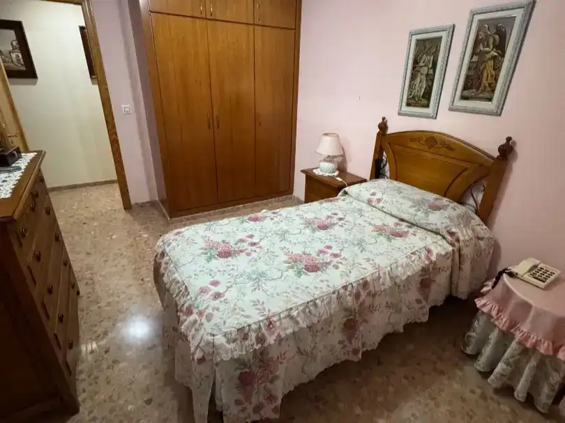 Habitación de Piso en venta en Sagunto / Sagunt con Terraza y Balcón