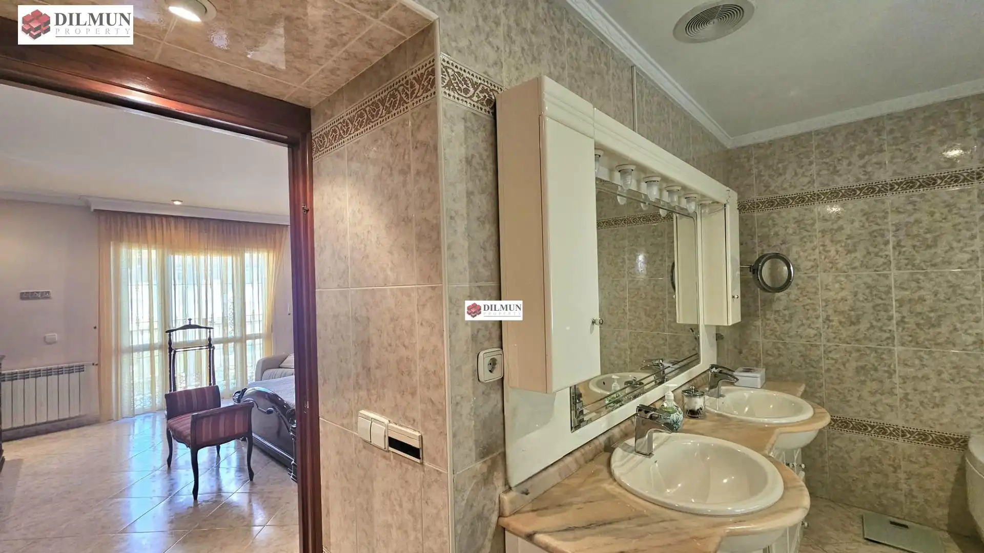 Bathroom of Houses for sale in Mijas  with Air Conditioner, Heating and Terrace