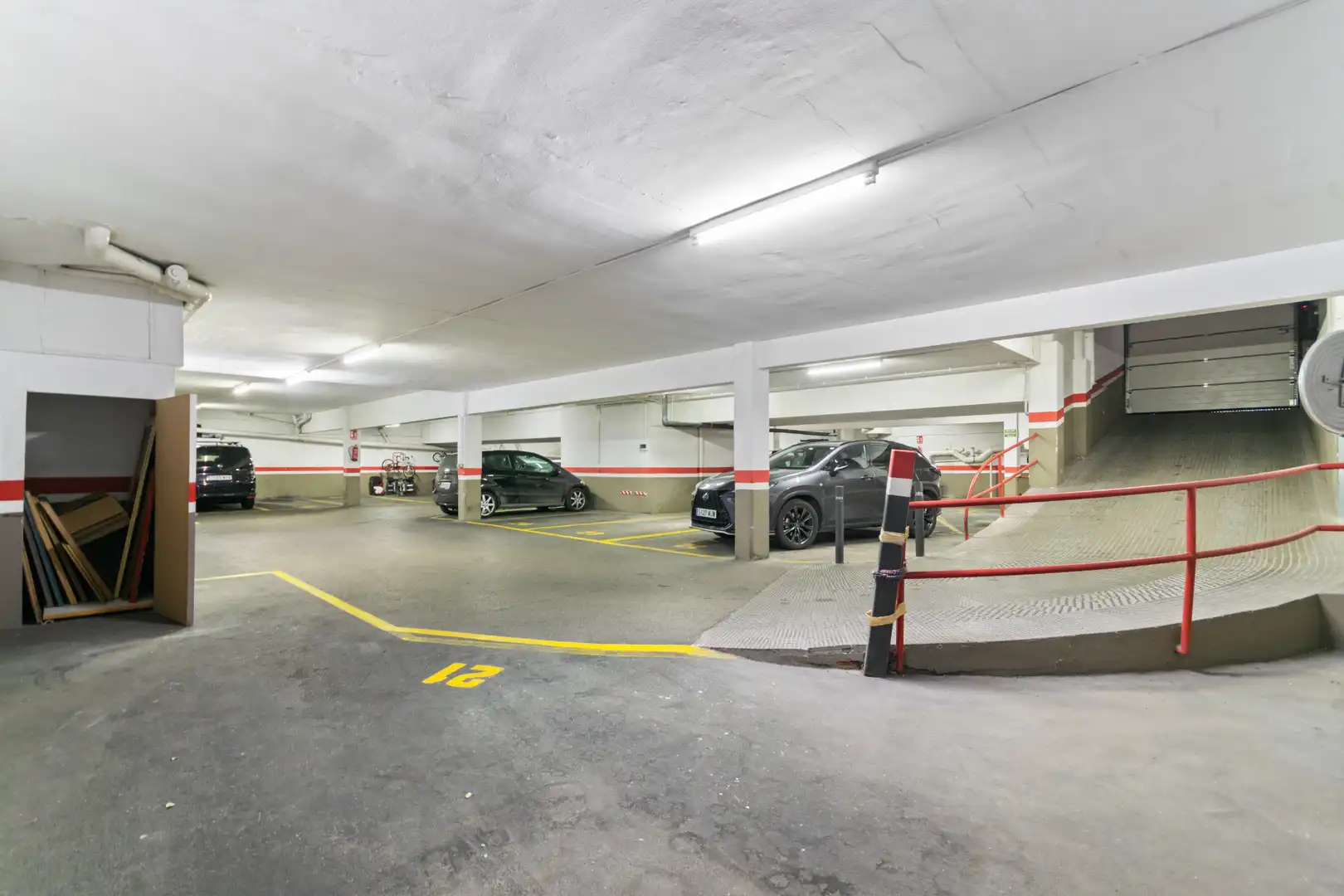 Parking de Ático en venta en Barcelona con Aire acondicionado, Calefacción y Parquet