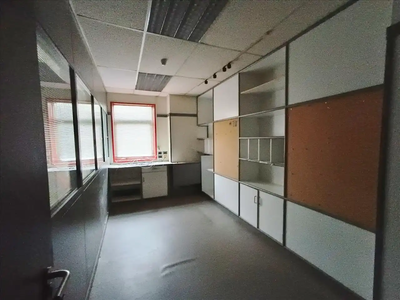 Oficina amb ascensor en venda a Praza de Luís Seoane, imagen 6