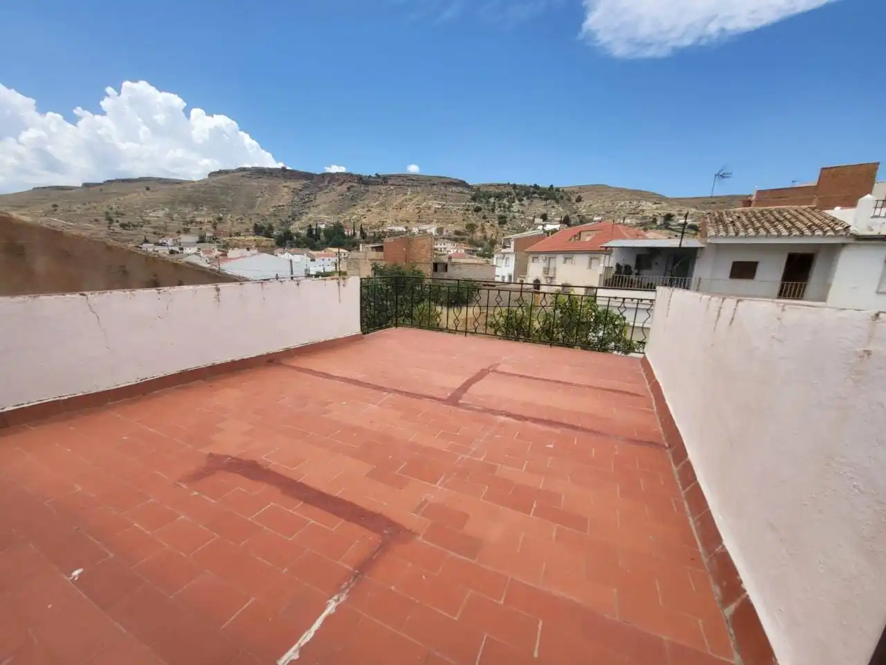 Terrassa de Casa o xalet en venda en Baza amb Calefacció i Terrassa