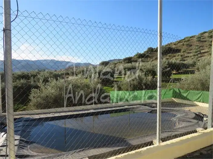 Xalet amb piscina en venda a Martos, imagen 2
