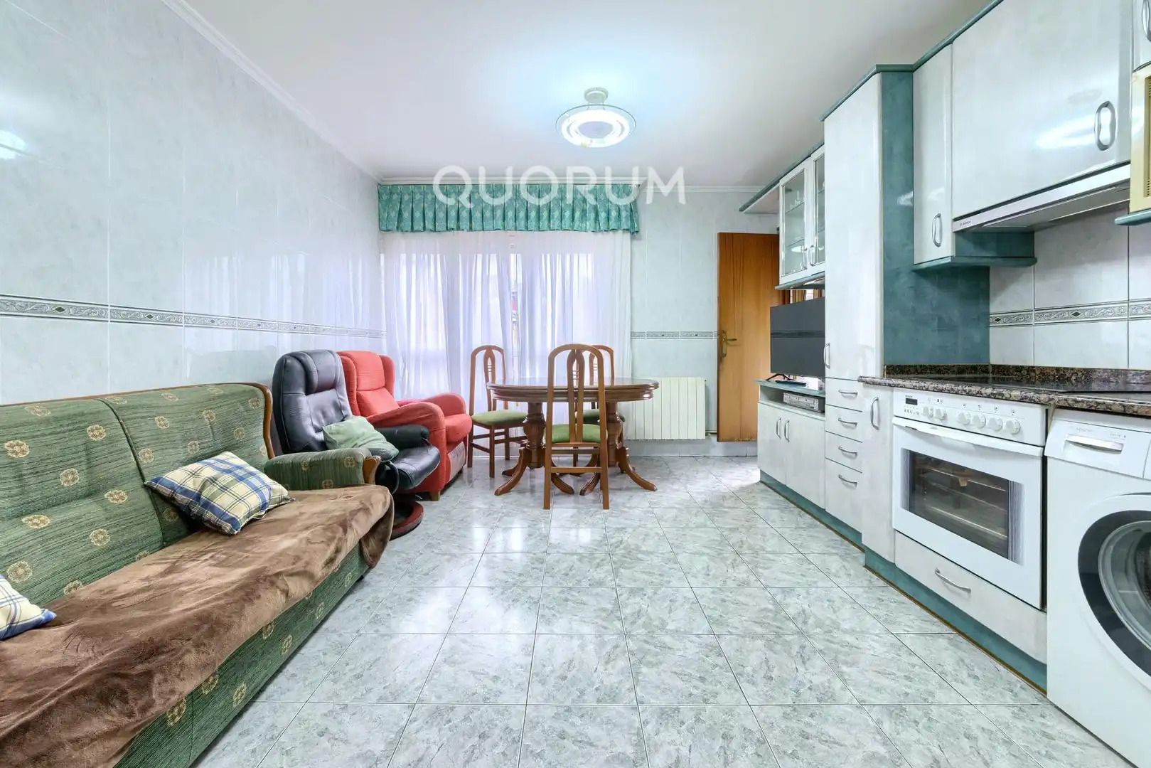 Wohnzimmer von Wohnung zum Verkauf in Pozokoetxe