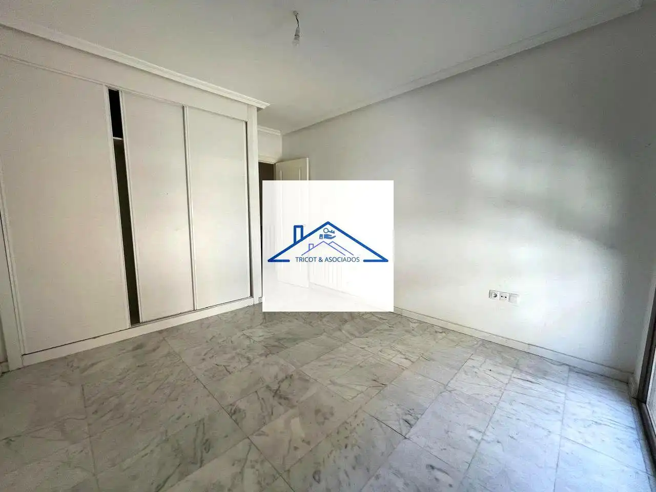 Vista exterior de Planta baja en venta en Ocaña con Calefacción