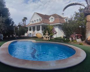 Piscina de Casa o xalet en venda en San Vicente del Raspeig / Sant Vicent del Raspeig amb Aire condicionat, Calefacció i Jardí privat